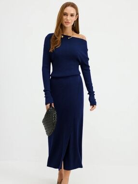 Commense Off-Shoulder Navy Blue Ribbed Wool Blend Midi Sweater Dress Large